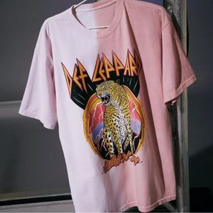NEW Urban Outfitters Def Leppard Split Tie Dye Graphic Tee